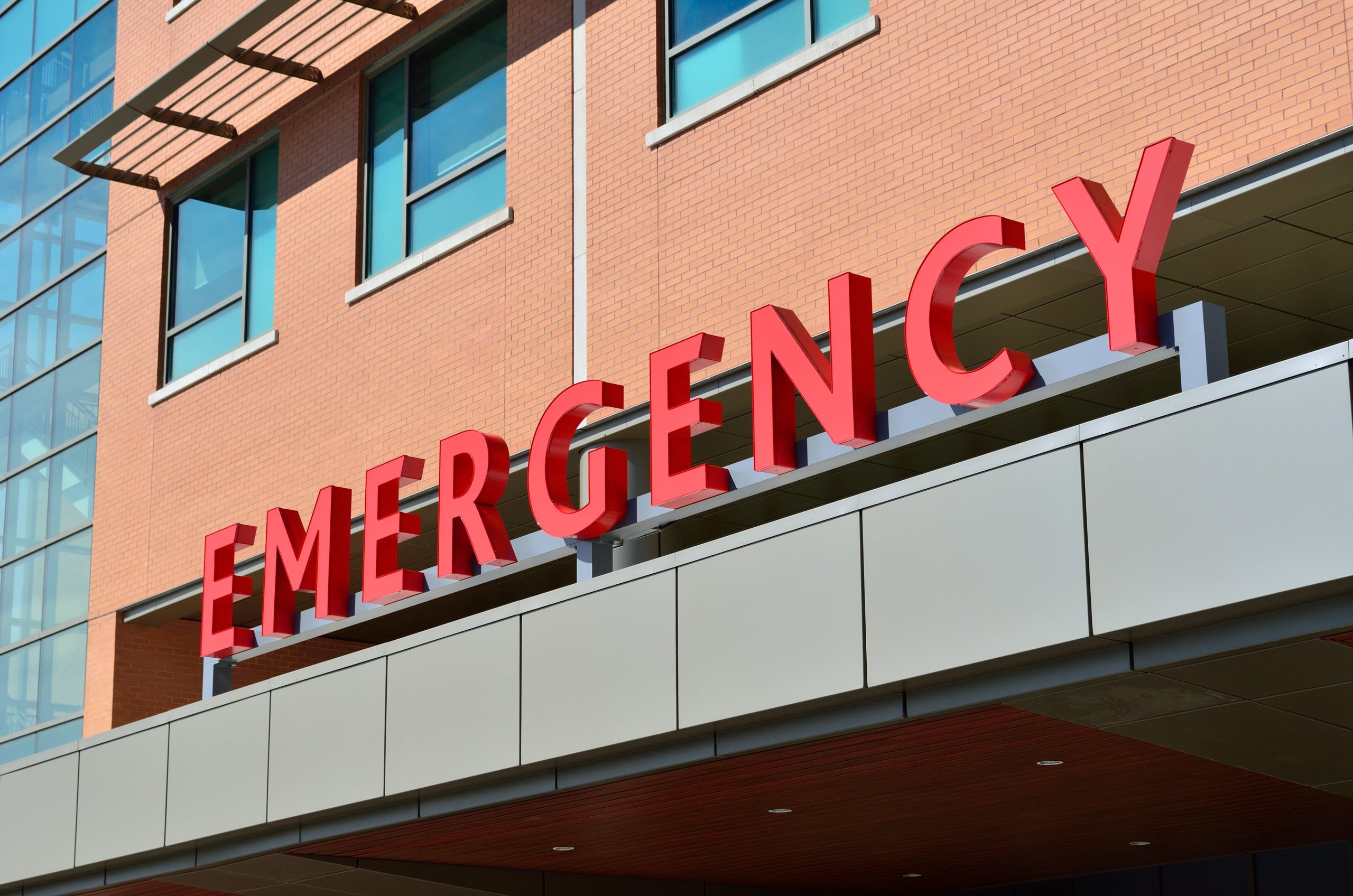 hospital with emergency sign